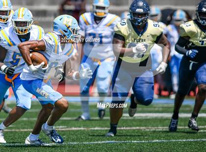 Thumbnail 2 in Douglas County vs. Mays photogallery.