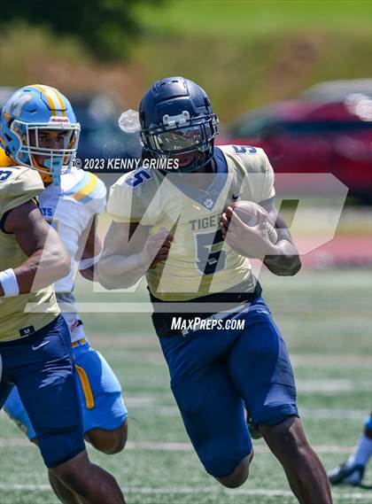 Thumbnail 1 in Douglas County vs. Mays photogallery.
