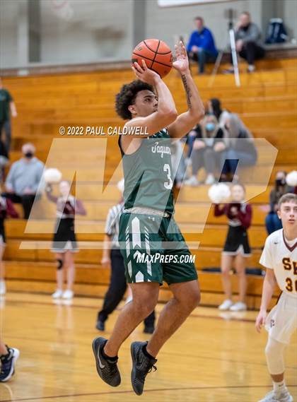 Thumbnail 1 in Emerald Ridge vs South Kitsap (SPSL 4A  playoff) photogallery.