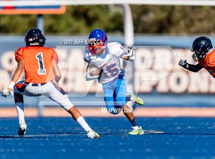 Thumbnail 1 in Serra @ Chaminade photogallery.