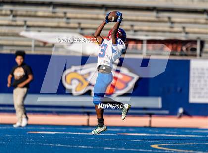 Thumbnail 2 in Serra @ Chaminade photogallery.
