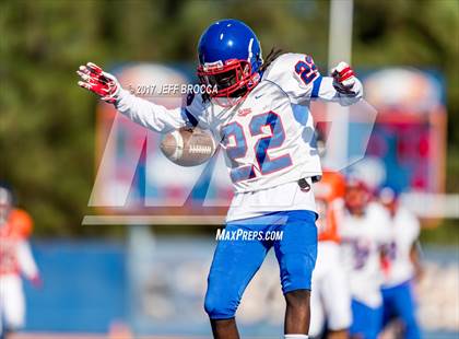 Thumbnail 1 in Serra @ Chaminade photogallery.