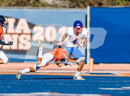 Thumbnail 3 in Serra @ Chaminade photogallery.