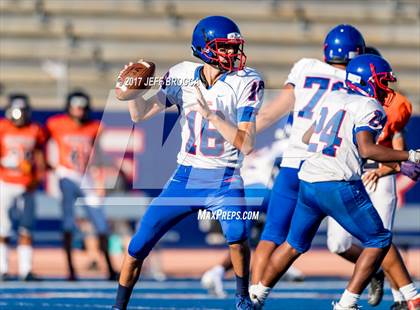 Thumbnail 1 in Serra @ Chaminade photogallery.