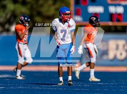 Thumbnail 2 in Serra @ Chaminade photogallery.