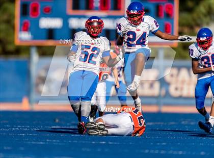 Thumbnail 3 in Serra @ Chaminade photogallery.