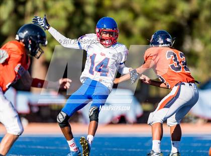 Thumbnail 1 in Serra @ Chaminade photogallery.