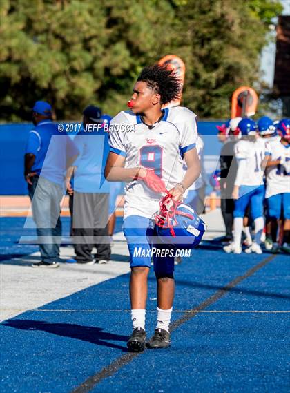 Thumbnail 2 in Serra @ Chaminade photogallery.