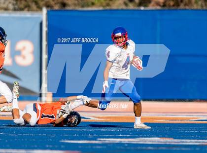 Thumbnail 1 in Serra @ Chaminade photogallery.