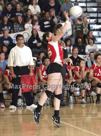 Thumbnail 3 in Taft vs. Venice (CIF LA City Section D2 Final) photogallery.