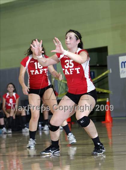 Thumbnail 3 in Taft vs. Venice (CIF LA City Section D2 Final) photogallery.