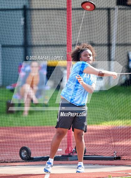 Thumbnail 3 in Eagle No Tax Relays (Discus) photogallery.