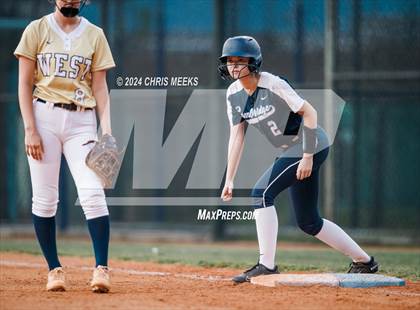 Thumbnail 1 in West Forsyth @ Cambridge photogallery.