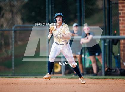 Thumbnail 3 in West Forsyth @ Cambridge photogallery.