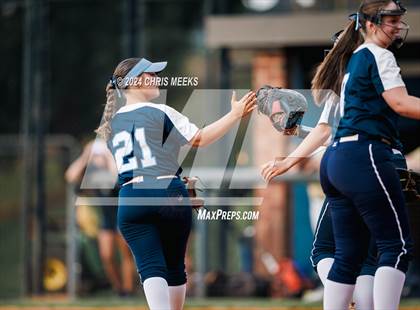 Thumbnail 2 in West Forsyth @ Cambridge photogallery.