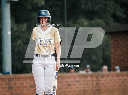 Thumbnail 3 in West Forsyth @ Cambridge photogallery.