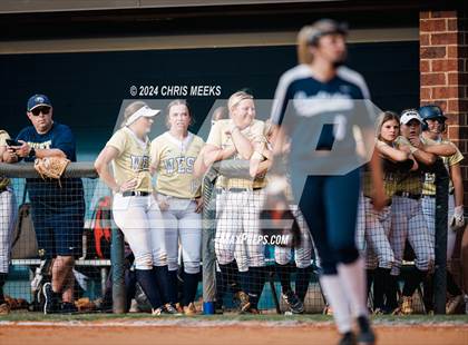 Thumbnail 2 in West Forsyth @ Cambridge photogallery.