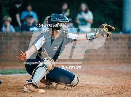 Thumbnail 2 in West Forsyth @ Cambridge photogallery.