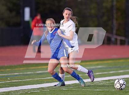 Thumbnail 3 in Woodside vs St. Ignatius (CIF CCS D1 Quarterfinal) photogallery.