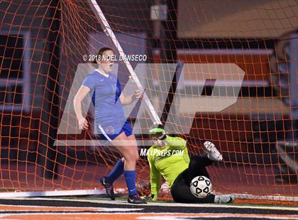 Thumbnail 1 in Woodside vs St. Ignatius (CIF CCS D1 Quarterfinal) photogallery.