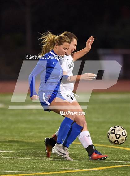 Thumbnail 3 in Woodside vs St. Ignatius (CIF CCS D1 Quarterfinal) photogallery.