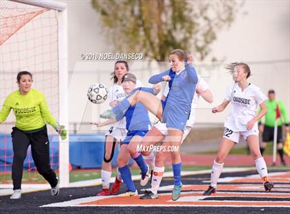 Thumbnail 3 in Woodside vs St. Ignatius (CIF CCS D1 Quarterfinal) photogallery.