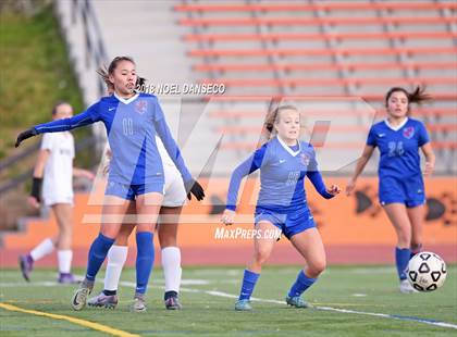 Thumbnail 2 in Woodside vs St. Ignatius (CIF CCS D1 Quarterfinal) photogallery.