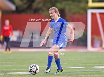 Thumbnail 3 in Woodside vs St. Ignatius (CIF CCS D1 Quarterfinal) photogallery.