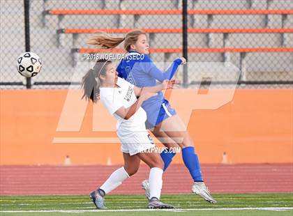 Thumbnail 1 in Woodside vs St. Ignatius (CIF CCS D1 Quarterfinal) photogallery.