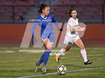 Thumbnail 2 in Woodside vs St. Ignatius (CIF CCS D1 Quarterfinal) photogallery.