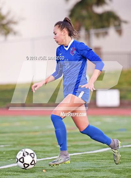 Thumbnail 2 in Woodside vs St. Ignatius (CIF CCS D1 Quarterfinal) photogallery.