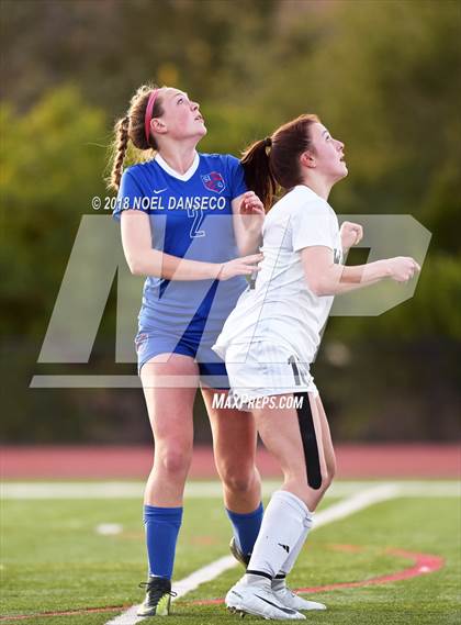 Thumbnail 3 in Woodside vs St. Ignatius (CIF CCS D1 Quarterfinal) photogallery.