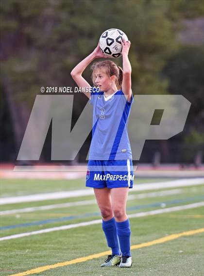 Thumbnail 2 in Woodside vs St. Ignatius (CIF CCS D1 Quarterfinal) photogallery.