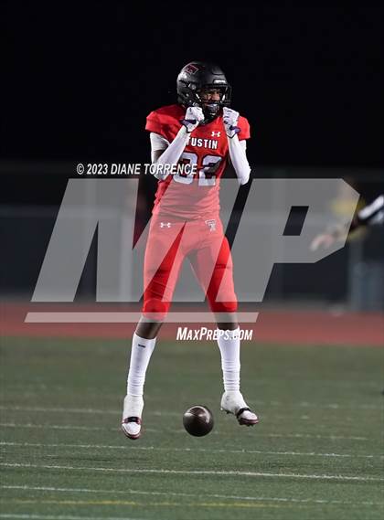 Thumbnail 1 in Warren @ Tustin CIF-SS Division 3 Round 1 photogallery.