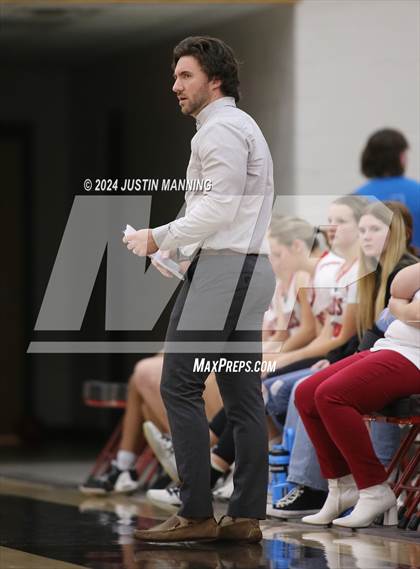 Thumbnail 2 in Glen Rose vs. Harmony Grove photogallery.