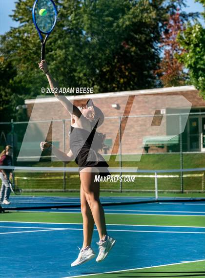 Thumbnail 3 in OHSAA Elyria Division 1 Sectional Round 2 photogallery.
