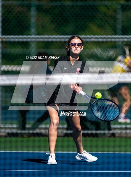 Thumbnail 1 in OHSAA Elyria Division 1 Sectional Round 2 photogallery.