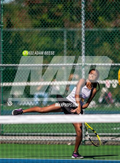 Thumbnail 2 in OHSAA Elyria Division 1 Sectional Round 2 photogallery.