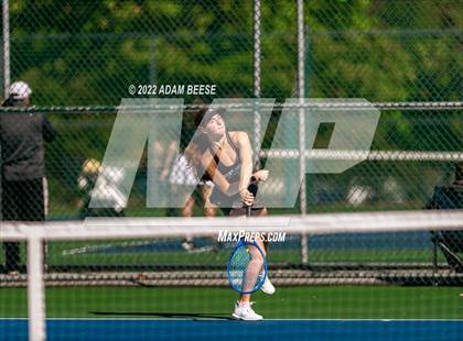Thumbnail 3 in OHSAA Elyria Division 1 Sectional Round 2 photogallery.
