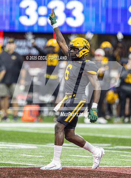 Thumbnail 3 in Toombs County @ Worth County (GHSA  A Division I Championship) photogallery.