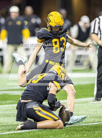 Thumbnail 3 in Toombs County @ Worth County (GHSA  A Division I Championship) photogallery.