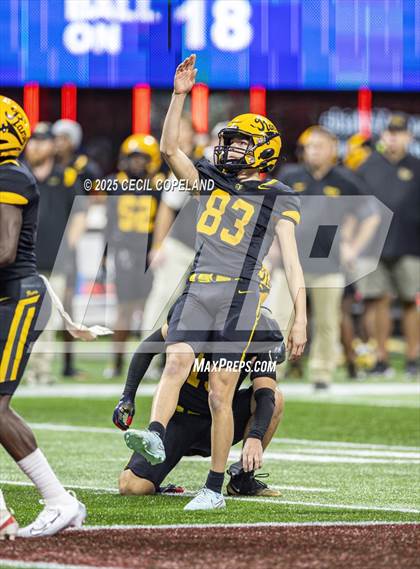 Thumbnail 2 in Toombs County @ Worth County (GHSA  A Division I Championship) photogallery.