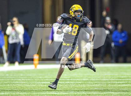 Thumbnail 2 in Toombs County @ Worth County (GHSA  A Division I Championship) photogallery.