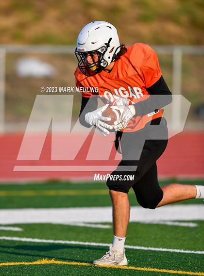 Thumbnail 2 in Bellarmine College Prep @ Half Moon Bay (Scrimmage) photogallery.