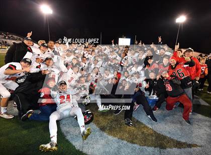Thumbnail 3 in Del Oro vs. San Clemente (CIF State Division 1A Final) photogallery.