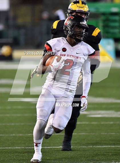 Thumbnail 1 in Del Oro vs. San Clemente (CIF State Division 1A Final) photogallery.