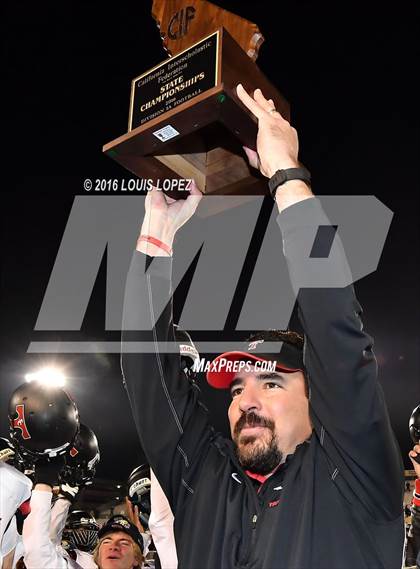 Thumbnail 1 in Del Oro vs. San Clemente (CIF State Division 1A Final) photogallery.