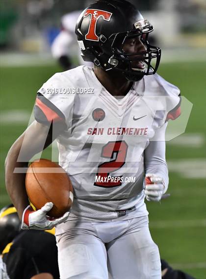 Thumbnail 3 in Del Oro vs. San Clemente (CIF State Division 1A Final) photogallery.