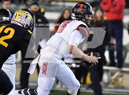 Thumbnail 1 in Del Oro vs. San Clemente (CIF State Division 1A Final) photogallery.
