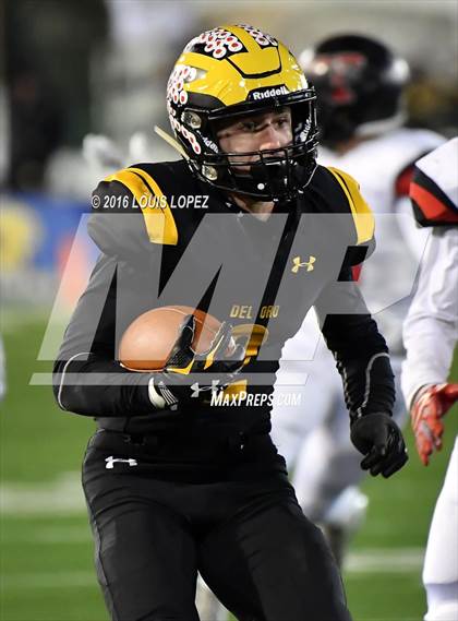 Thumbnail 1 in Del Oro vs. San Clemente (CIF State Division 1A Final) photogallery.